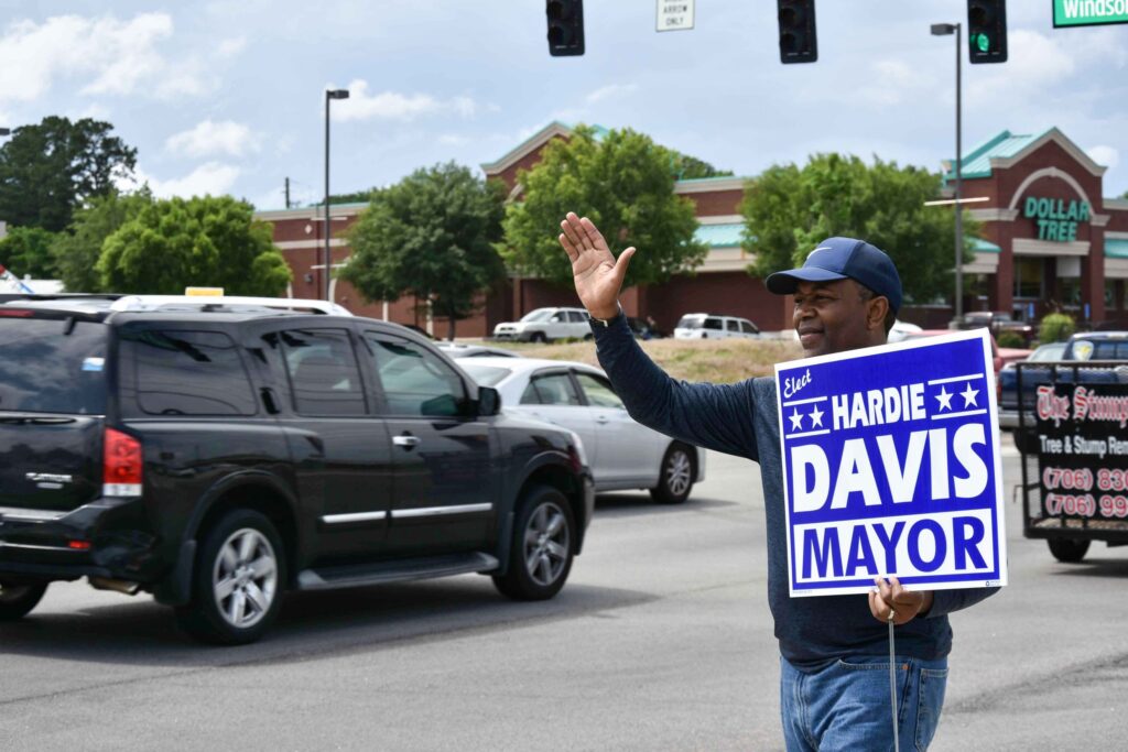 Hardie Campaign stoplight resize